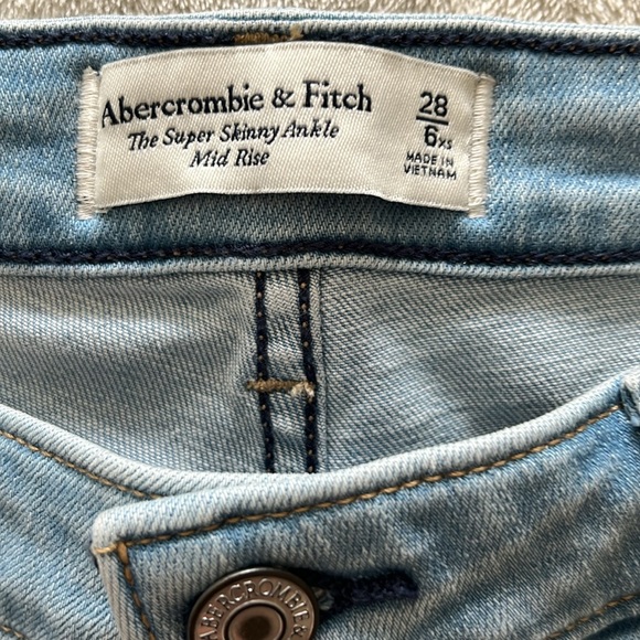 Super skinny ankle mid rise jeans - Picture 2 of 2